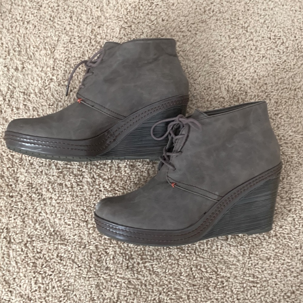 Dr Scholls Bethany Wedge Lace up Ankle Boots